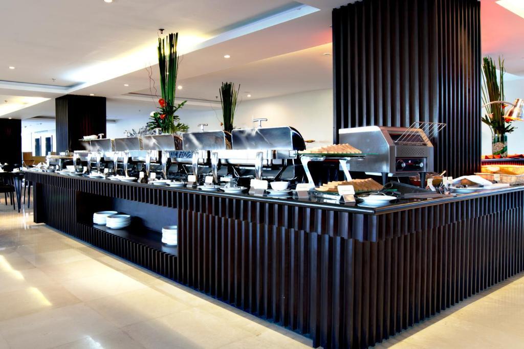 B Bali & Hotel Denpasar (Bali)
