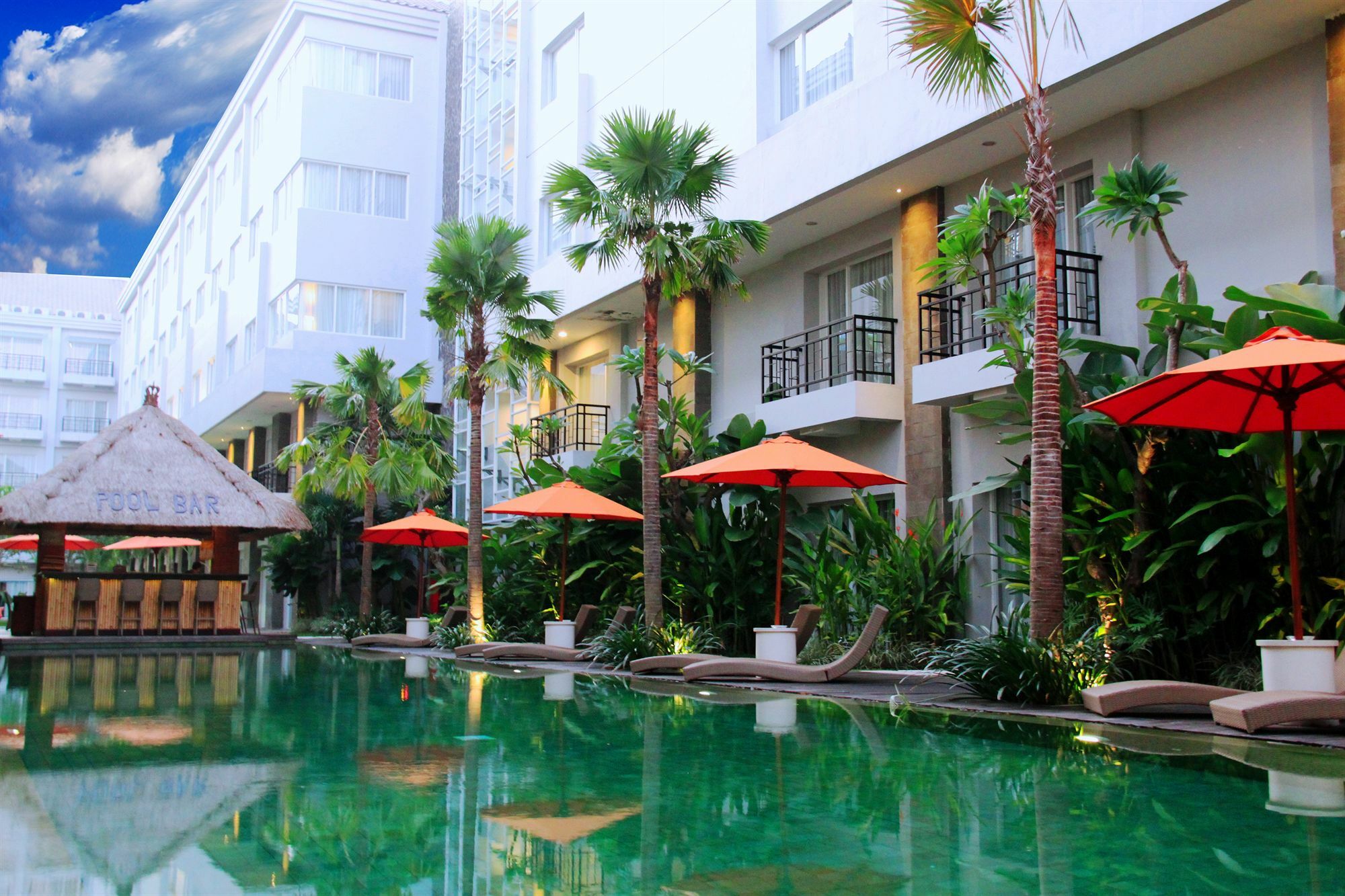 B Bali & 4* Denpasar